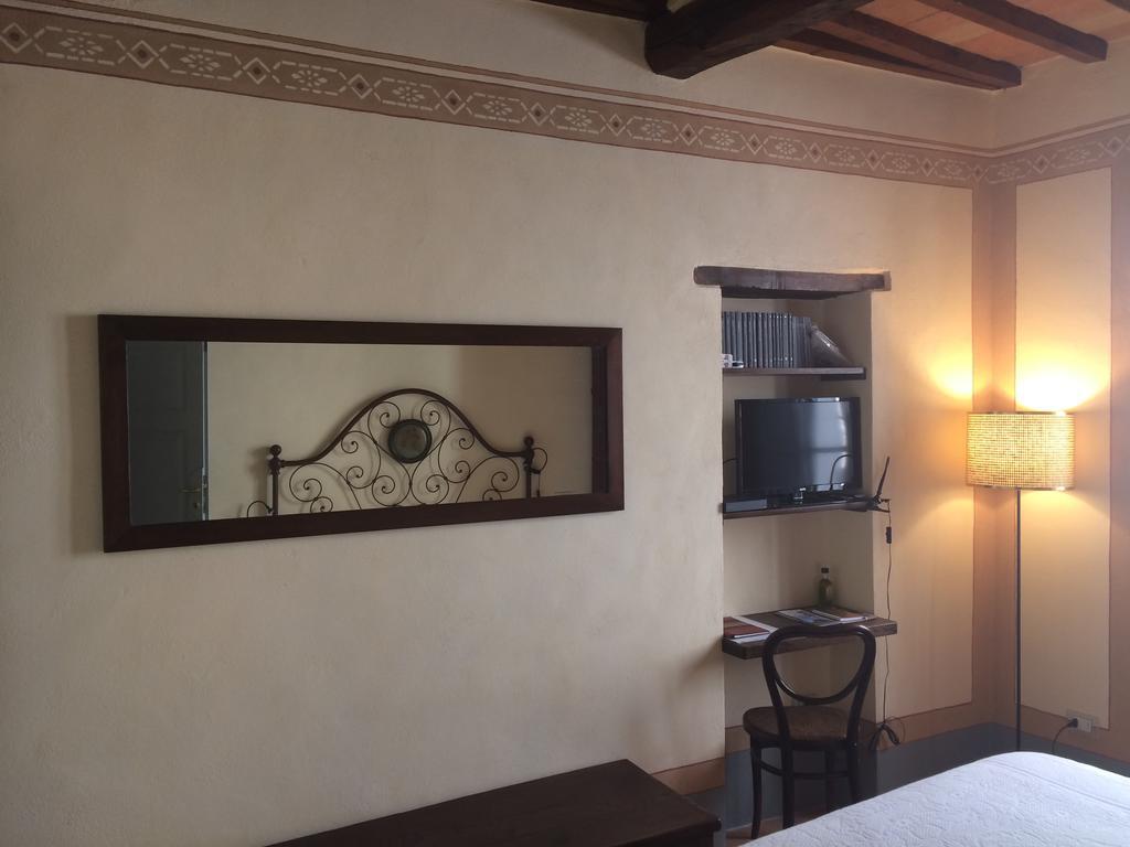 Le Antiche Mura Semproniano Luaran gambar